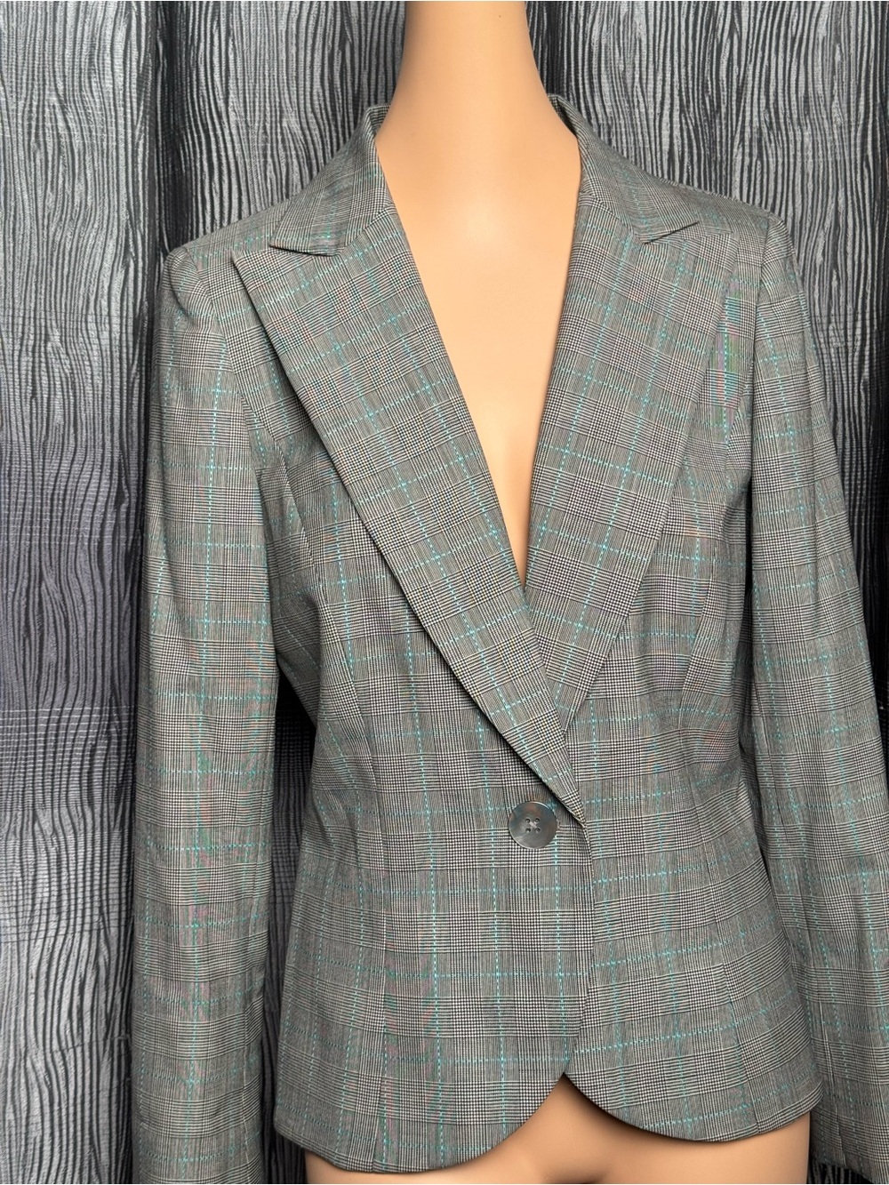 DANA BUCHMAN Gray Plaid Blazer with Teal Windowpane Size 6 NWT Retail $475